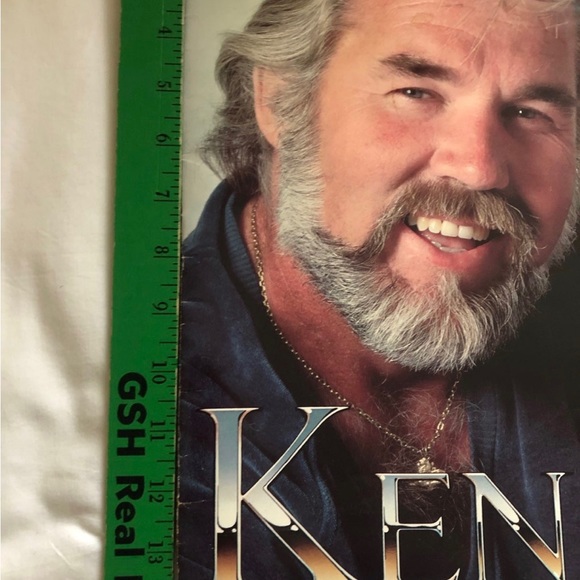 1970’s Kenny Rogers Concert Program - Picture 6 of 6